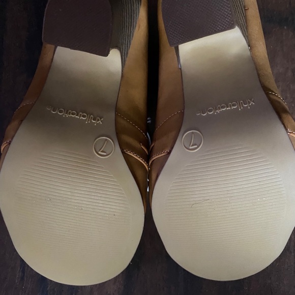 Xhilaration Shoes - Picture 3 of 3